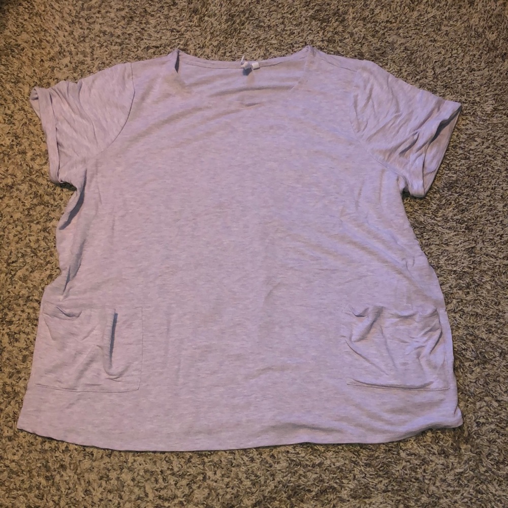 EUC Plus size lavender top